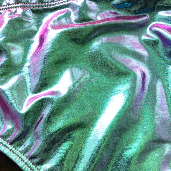 Euphoric Element Metallic Shorts - Picture 4 of 10